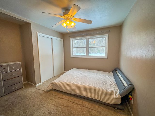 5279 W Lakewood Road, Whitehall Twp, MI 49461