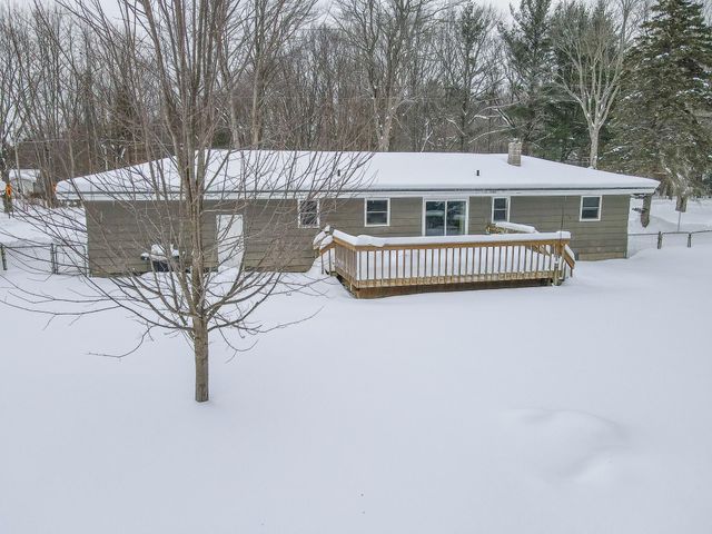 5279 W Lakewood Road, Whitehall Twp, MI 49461
