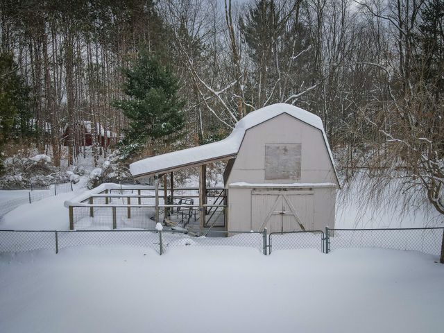 5279 W Lakewood Road, Whitehall Twp, MI 49461