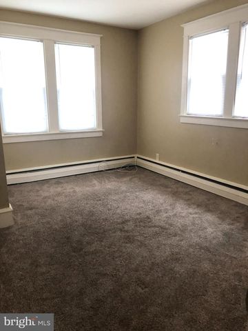 3 N STATE ST, Vineland, NJ 08360