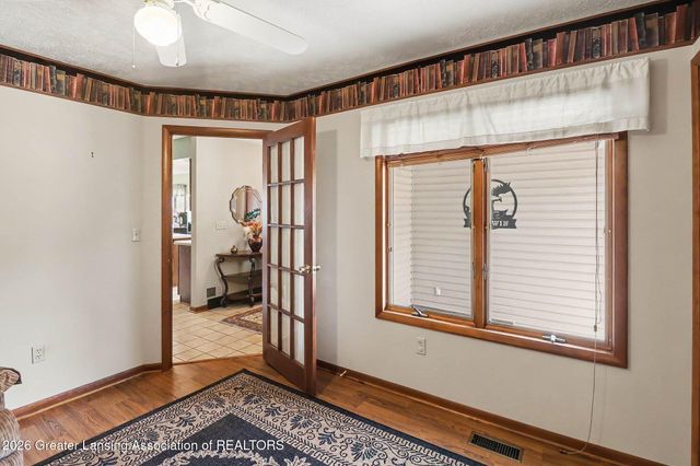 1404 Riley Ridge, Lansing, MI 48917