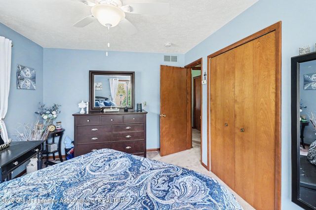 1404 Riley Ridge, Lansing, MI 48917