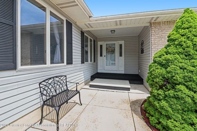 1404 Riley Ridge, Lansing, MI 48917