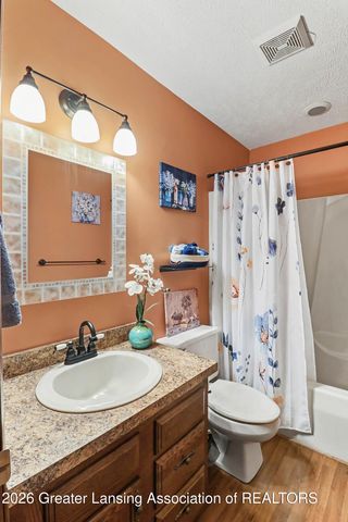 1404 Riley Ridge, Lansing, MI 48917