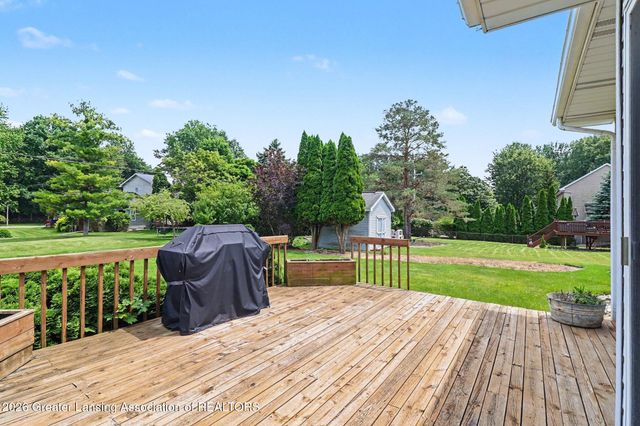 1404 Riley Ridge, Lansing, MI 48917