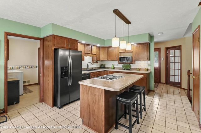 1404 Riley Ridge, Lansing, MI 48917