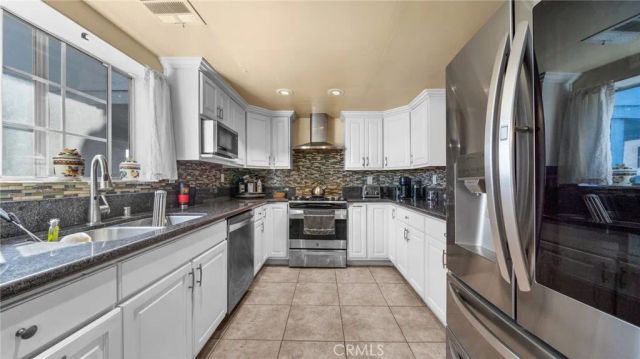 4845 W 118th Place, Hawthorne, CA 90250