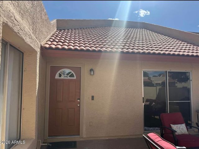 4122 W CALAVAR Road, Phoenix, AZ 85053