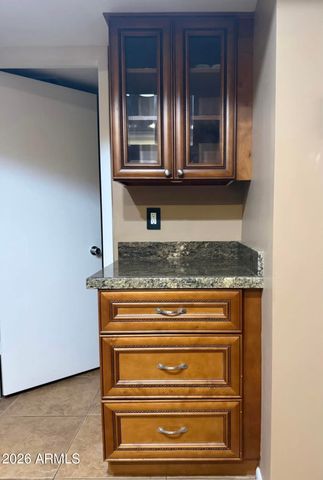 4122 W CALAVAR Road, Phoenix, AZ 85053