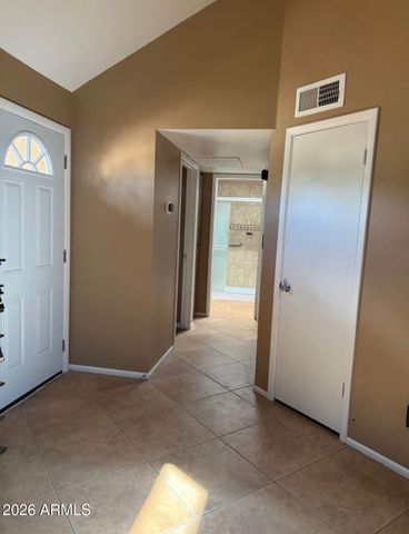 4122 W CALAVAR Road, Phoenix, AZ 85053