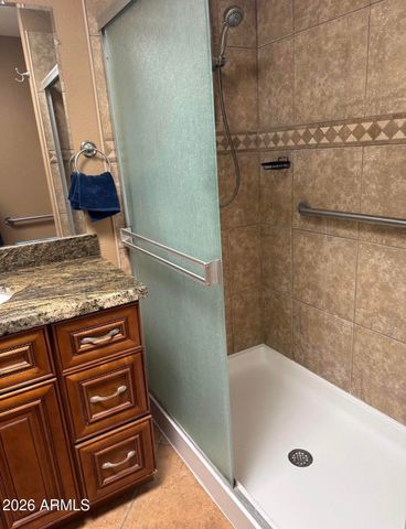 4122 W CALAVAR Road, Phoenix, AZ 85053