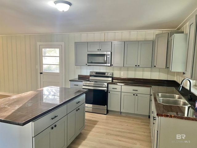 847 Sidney E Manning Boulevard, Flomaton, AL 36441