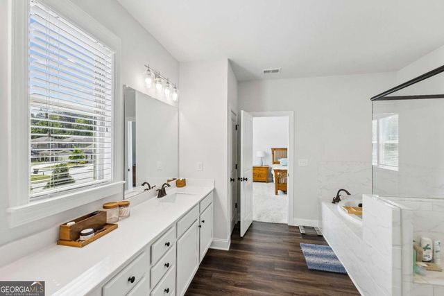 113 Vivian Lane, Peachtree City, GA 30269