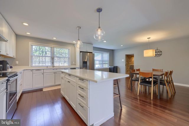177 LEHMAN DR, York, PA 17403