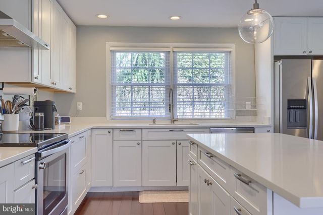 177 LEHMAN DR, York, PA 17403