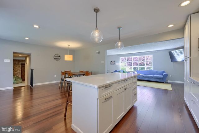 177 LEHMAN DR, York, PA 17403