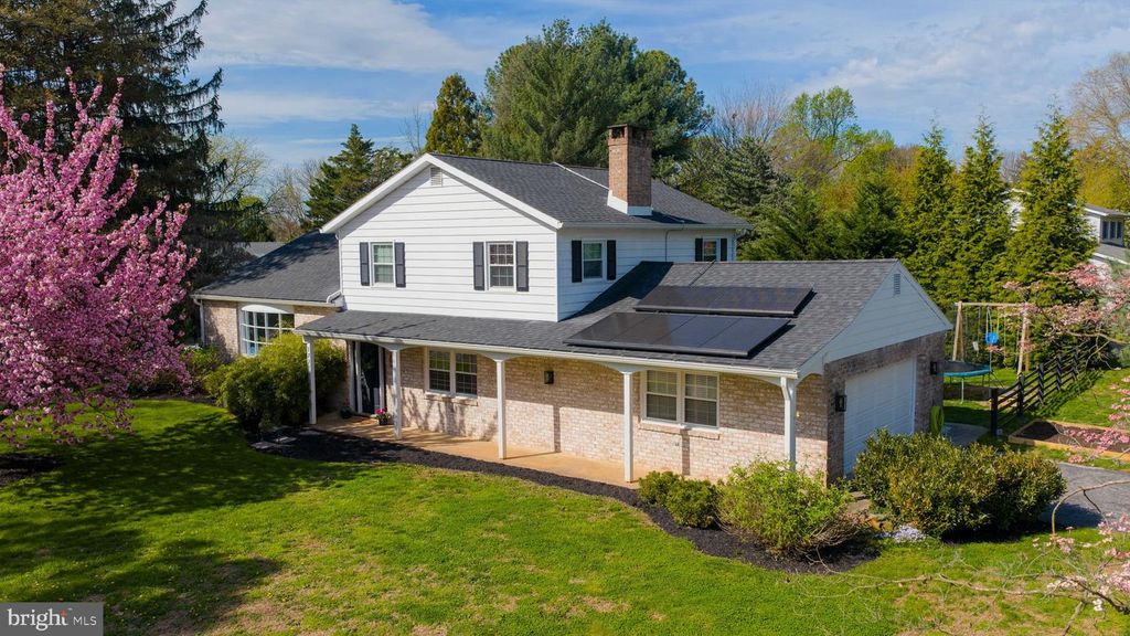 177 LEHMAN DR, York, PA 17403