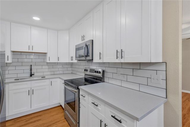 6815 S WALL STREET, Tampa, FL 33616