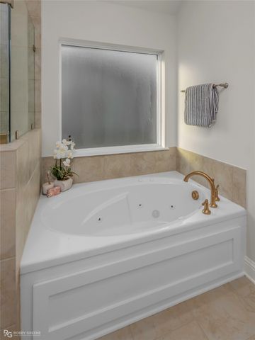 219 Ferry Lake Drive, Bossier City, LA 71111