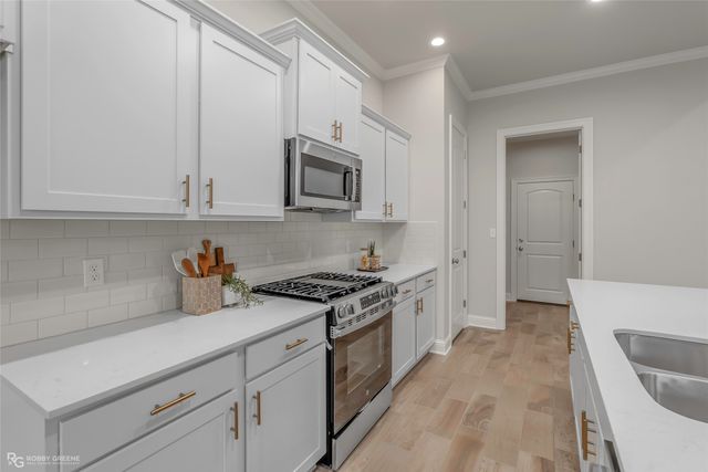 219 Ferry Lake Drive, Bossier City, LA 71111