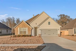 219 Ferry Lake Drive, Bossier City, LA 71111