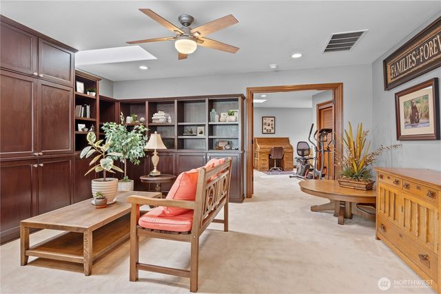 1551 13th Court, Fox Island, WA 98333