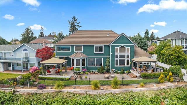 1551 13th Court, Fox Island, WA 98333