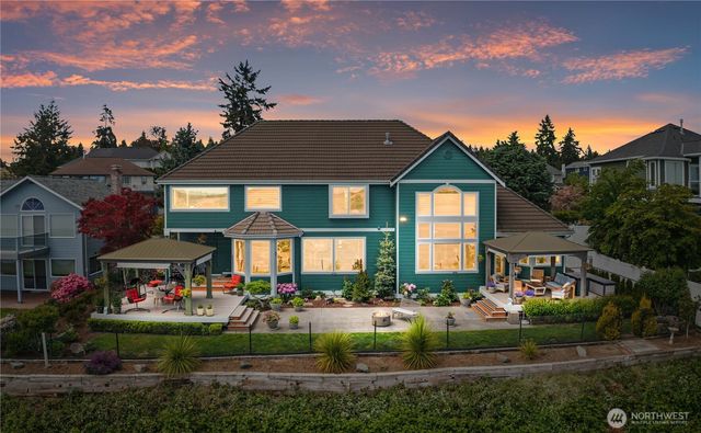 1551 13th Court, Fox Island, WA 98333