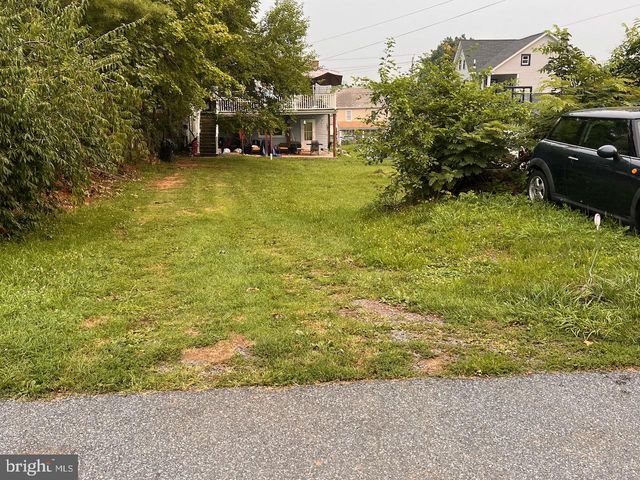 203 LINCOLN AVE, Ephrata, PA 17522