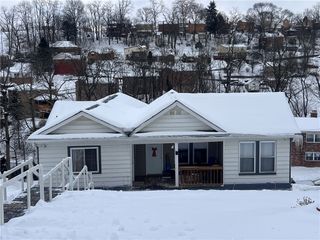 61 Pointview Rd, Brentwood, PA 15227