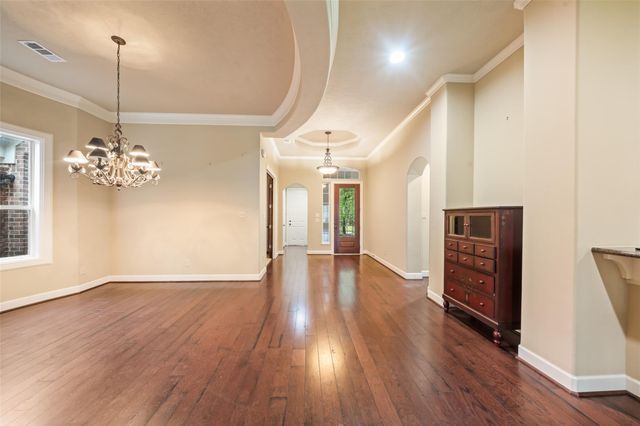 196 West Pines Drive, Montgomery, TX 77356