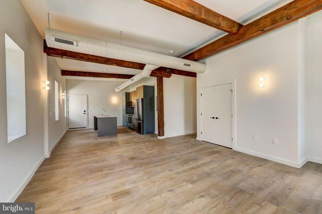 619 N 35TH ST, Philadelphia, PA 19104