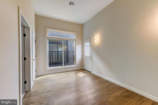 619 N 35TH ST, Philadelphia, PA 19104