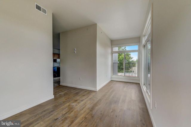 619 N 35TH ST, Philadelphia, PA 19104