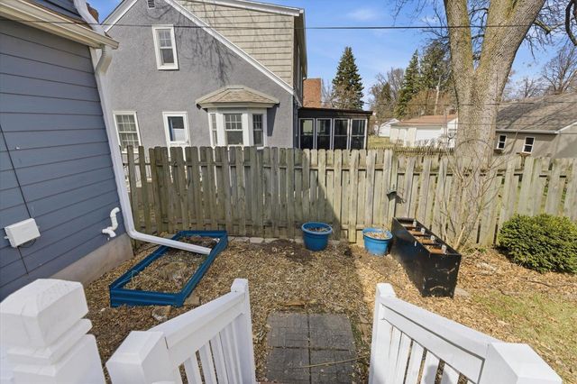 2719 Benjamin Street NE, Minneapolis, MN 55418