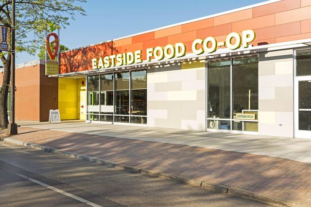 2719 Benjamin Street NE, Minneapolis, MN 55418