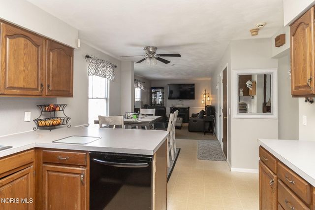 6218 White Oak Drive, Toledo, OH 43615