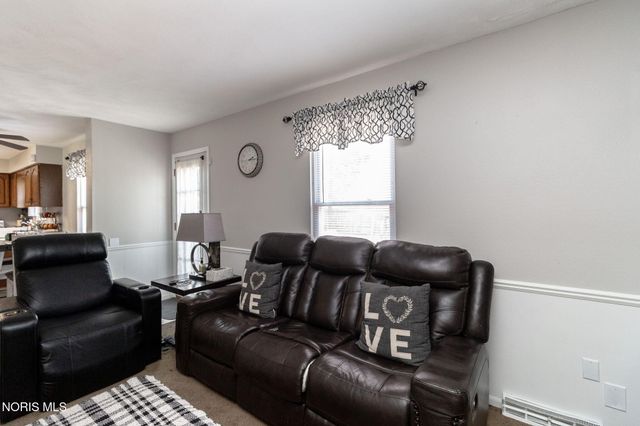 6218 White Oak Drive, Toledo, OH 43615