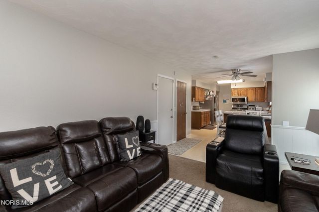 6218 White Oak Drive, Toledo, OH 43615