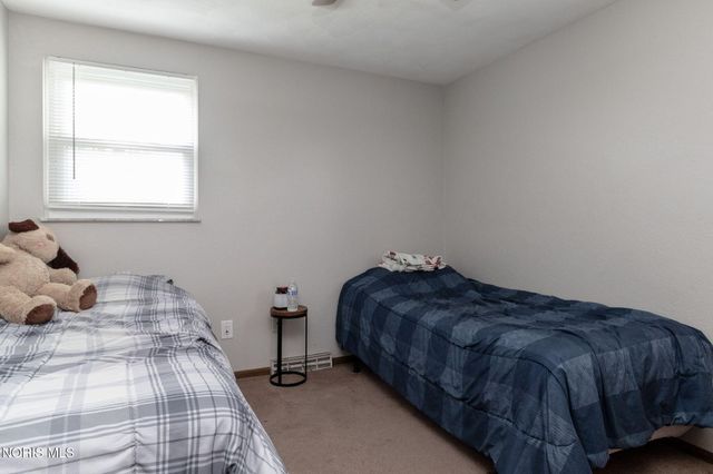 6218 White Oak Drive, Toledo, OH 43615