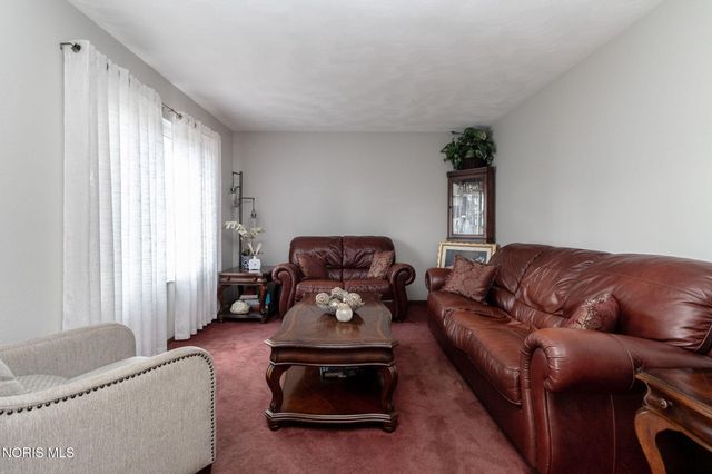6218 White Oak Drive, Toledo, OH 43615