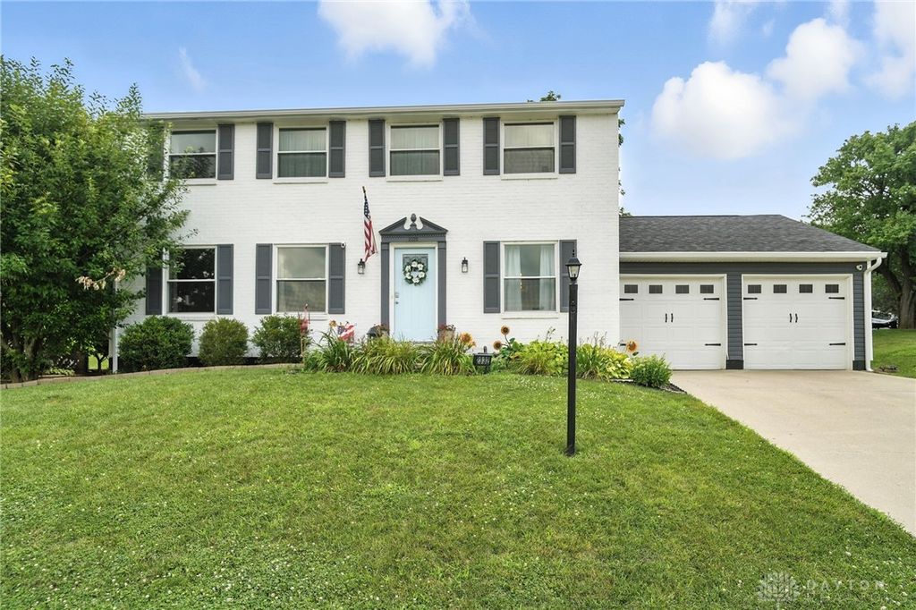 2332 Oakbark Street, Miamisburg, OH 45342