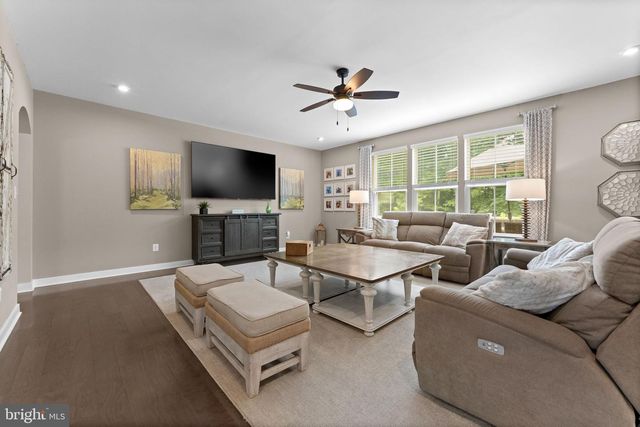 7795 WARRENTON CHASE DR, Warrenton, VA 20187