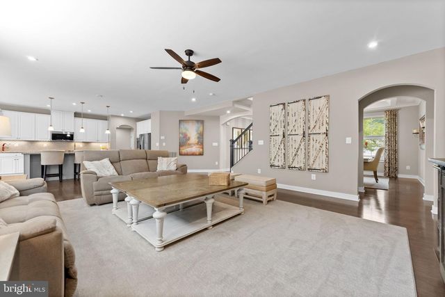 7795 WARRENTON CHASE DR, Warrenton, VA 20187