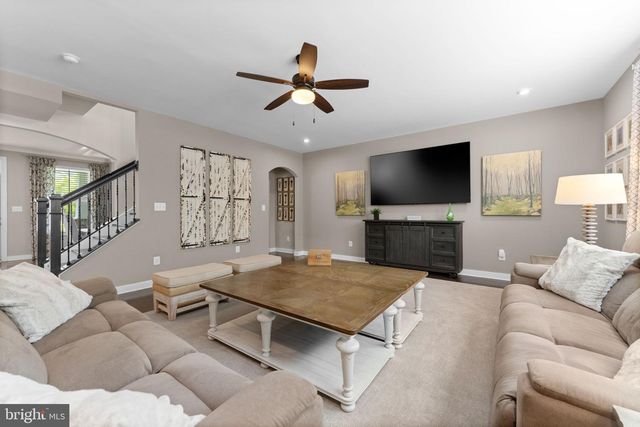 7795 WARRENTON CHASE DR, Warrenton, VA 20187