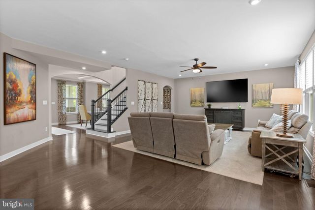 7795 WARRENTON CHASE DR, Warrenton, VA 20187