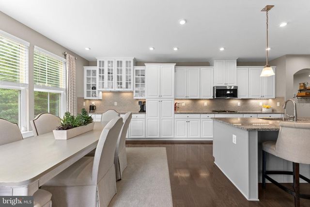 7795 WARRENTON CHASE DR, Warrenton, VA 20187