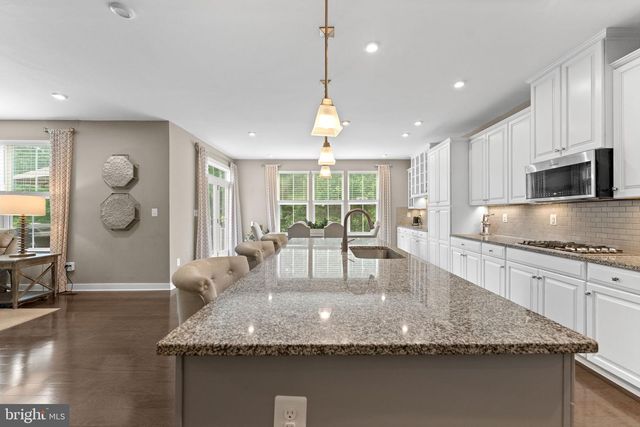 7795 WARRENTON CHASE DR, Warrenton, VA 20187