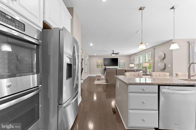 7795 WARRENTON CHASE DR, Warrenton, VA 20187