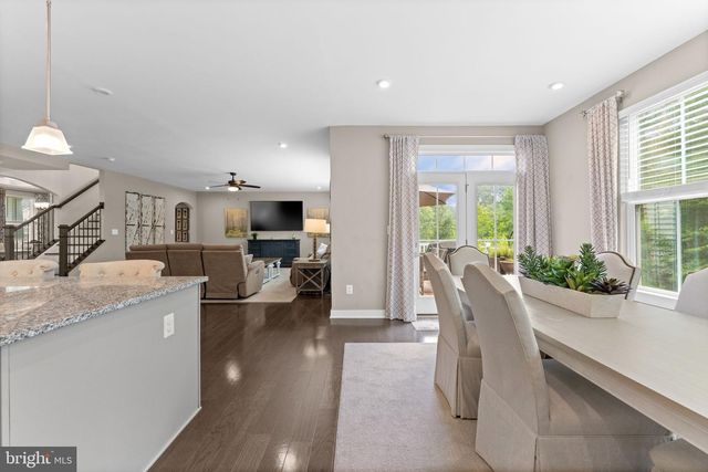 7795 WARRENTON CHASE DR, Warrenton, VA 20187